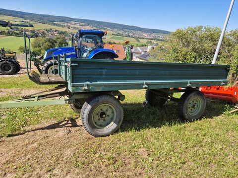 Sonstige Plateauanhänger 2 Achsig mit Feststellbremse