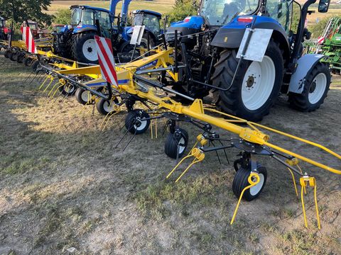 New Holland ProTed 660