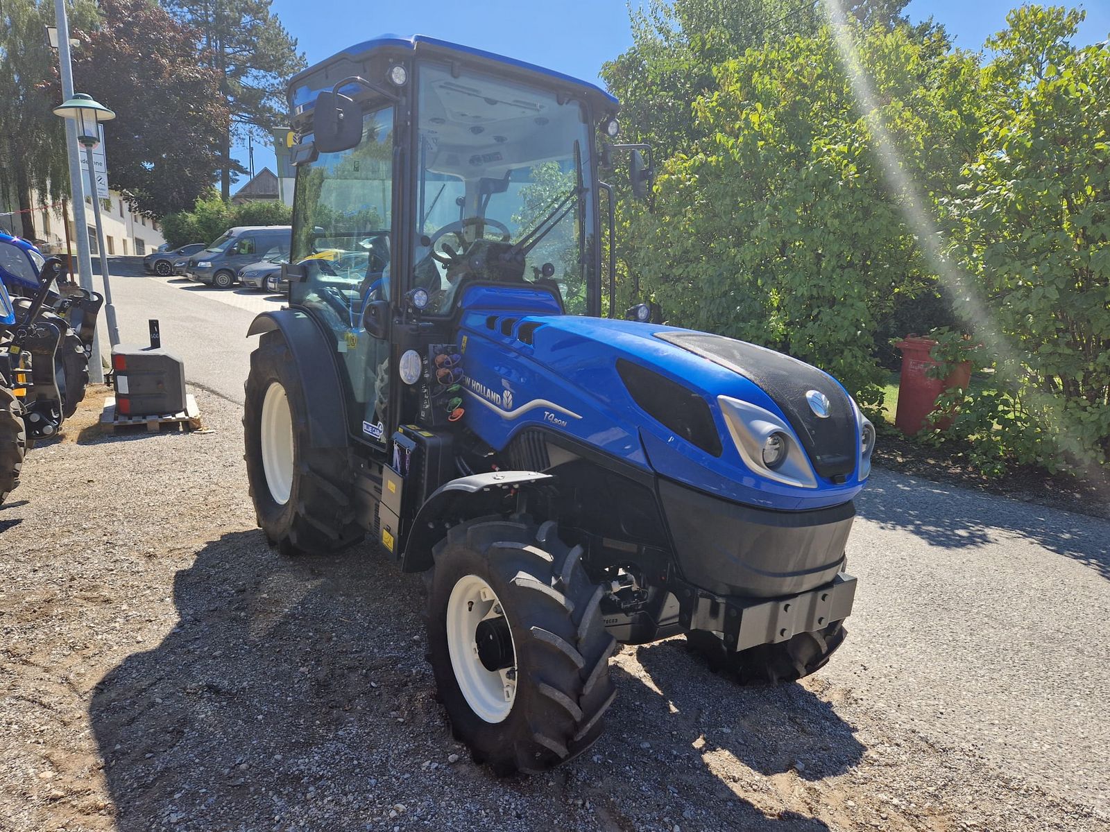 New Holland T4.80 F/N/V (Stage V) 2