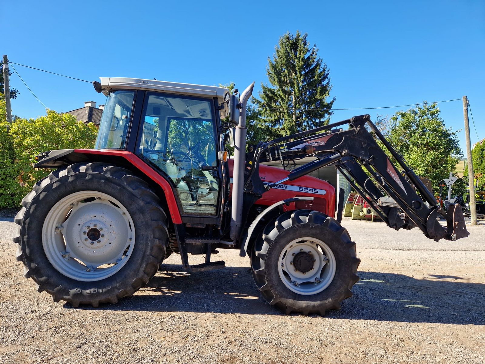Massey Ferguson 6245-4 3