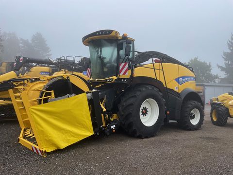 <strong>New Holland FR550</strong><br />