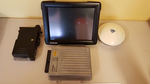 Trimble Trimble FMX/FM1000-RTK+Glonass-Autopilot