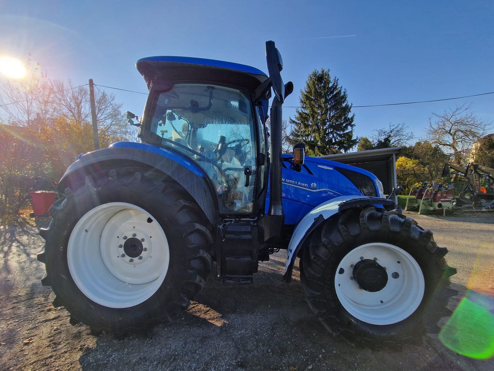 New Holland T5.110 Auto Command (Stage V) 3