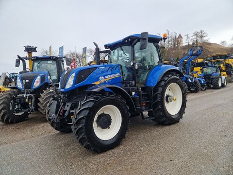 <strong>New Holland T7.230 A</strong><br />