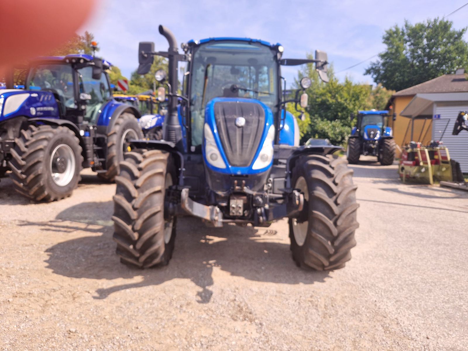 New Holland T5.110 Electro Command (Stufe V) 2