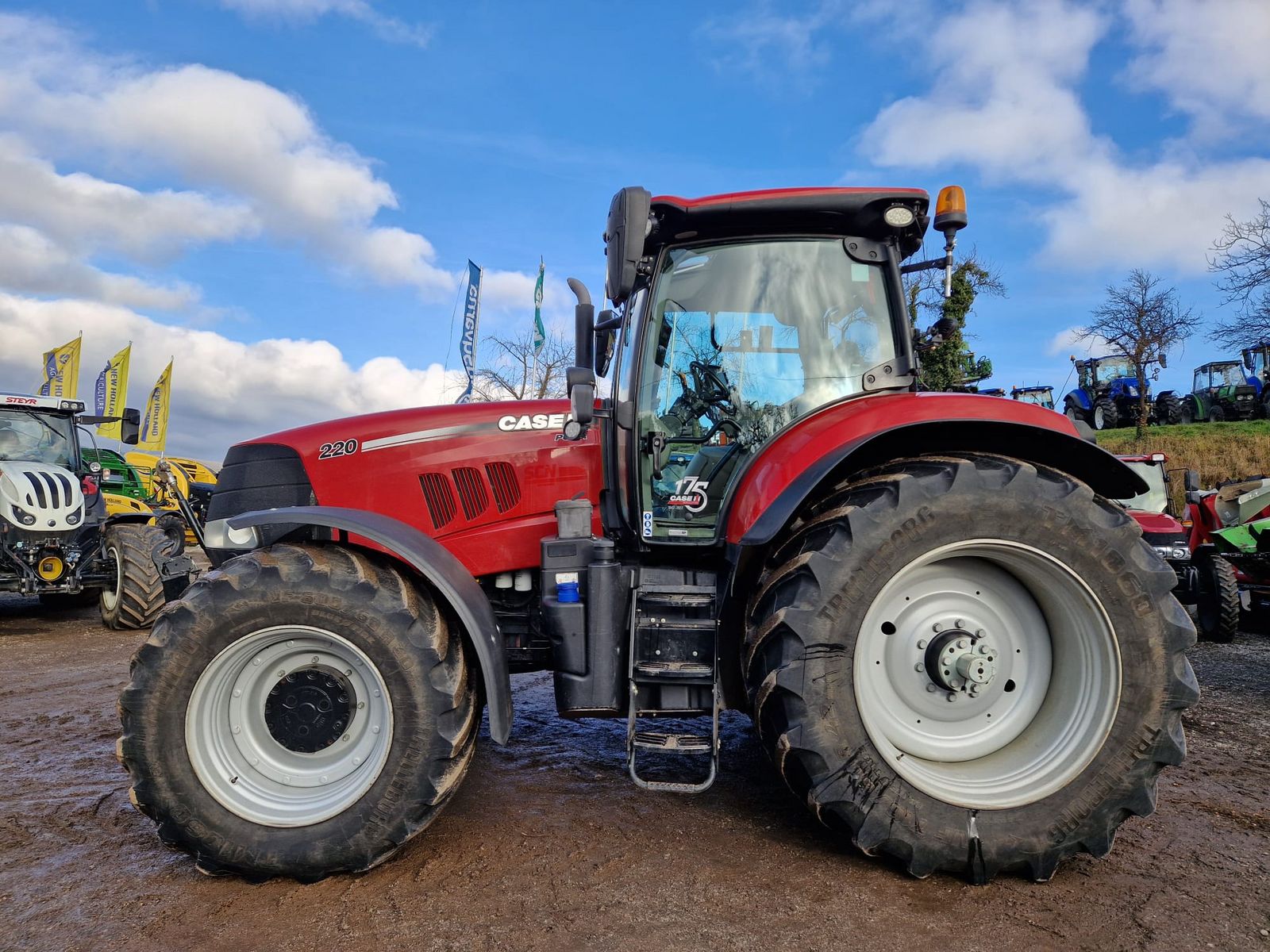 Case IH Puma 220 2