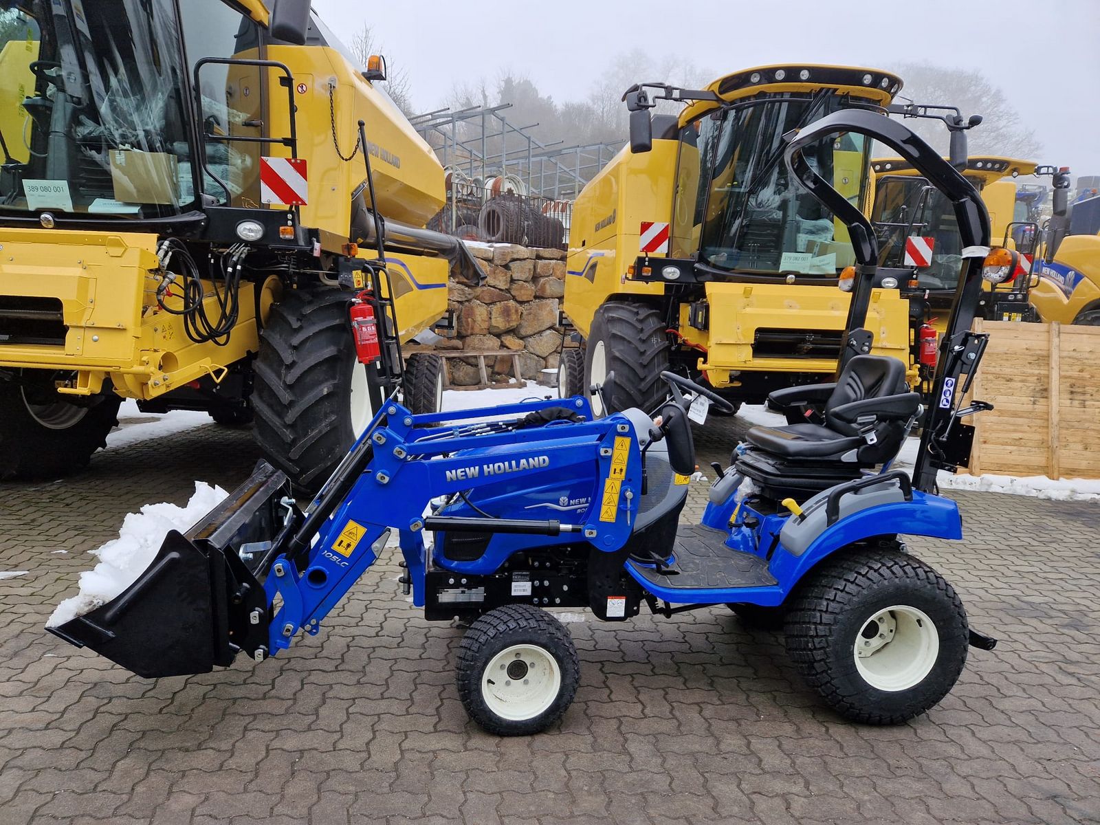 New Holland Boomer 25 C 2