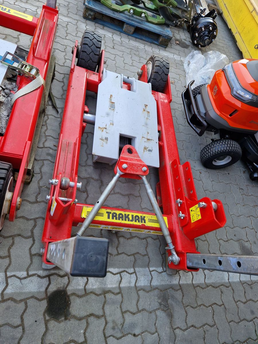 TRAKJEK  3 Punkt Hebeplattform 3