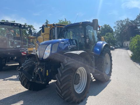 <strong>New Holland T7.270 A</strong><br />