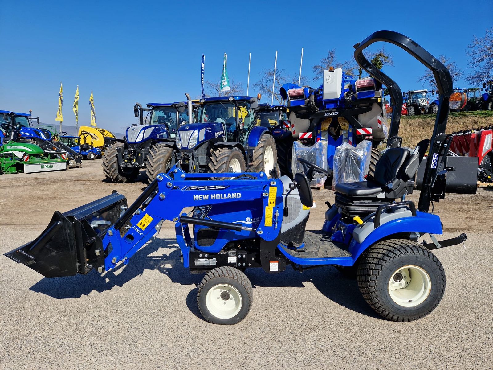 New Holland Boomer 25 C 2