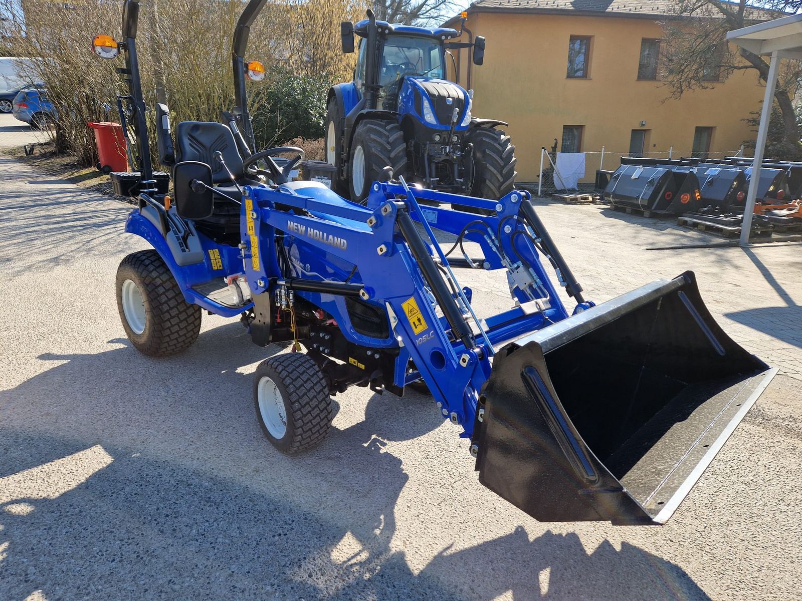 New Holland Boomer 25 C 3