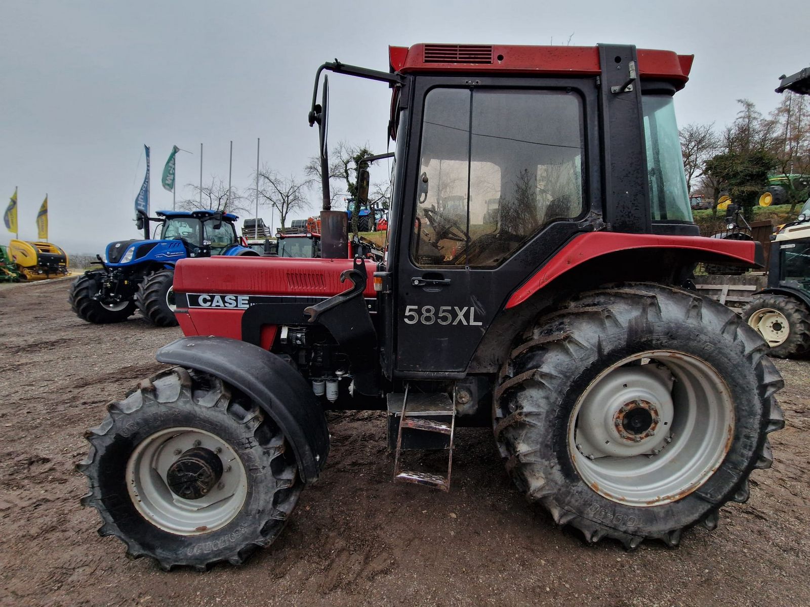 Case IH 585 2