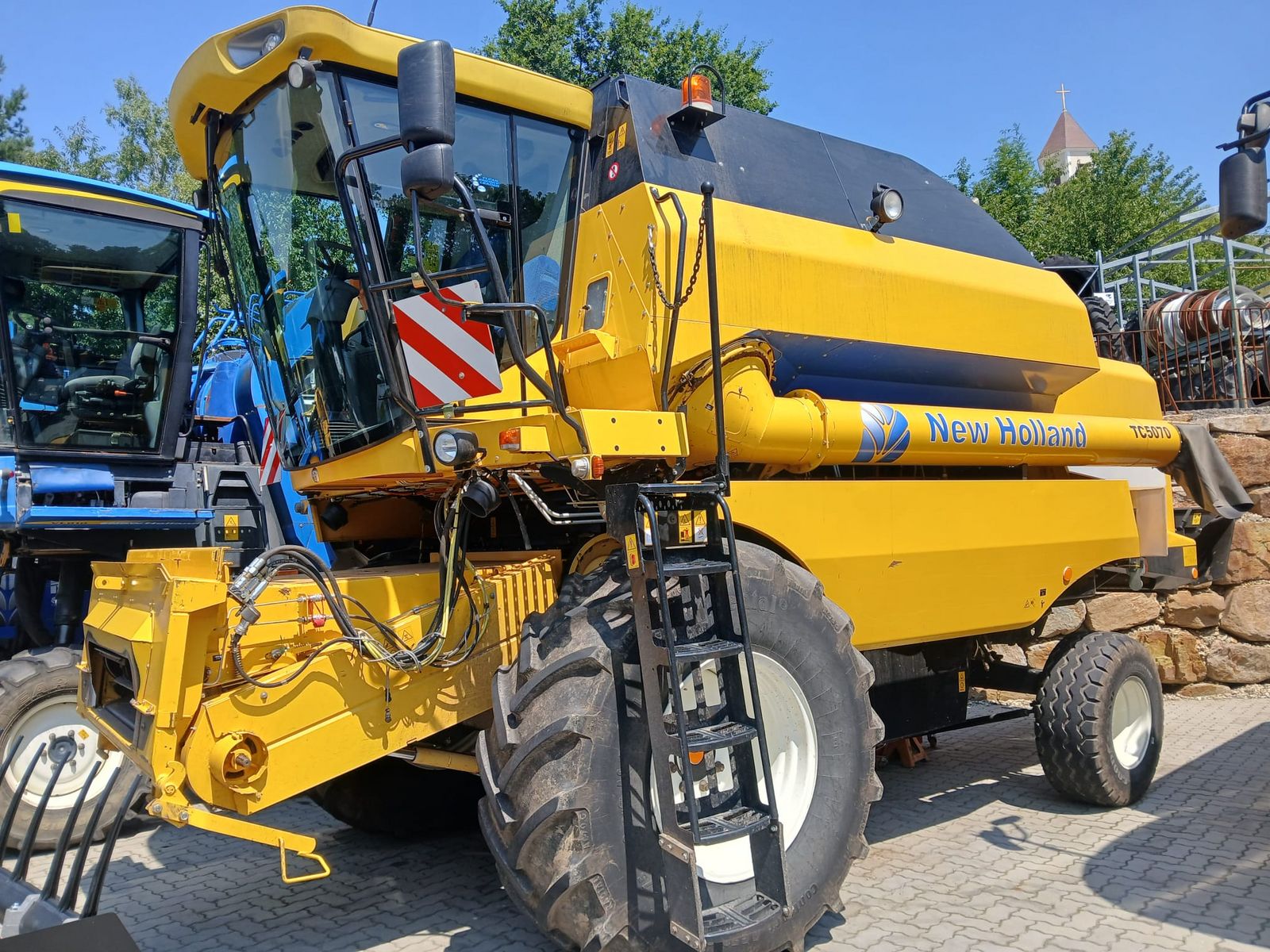 New Holland TC5070