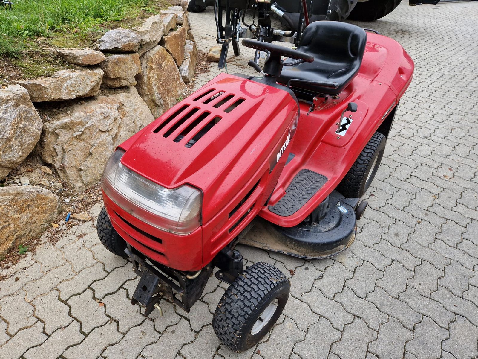 MTD MDT  JN 200 AT AutoDrive