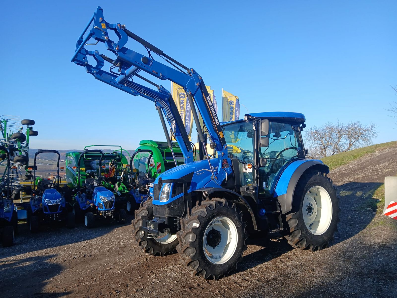 New Holland T5.90S Synchro Shuttle