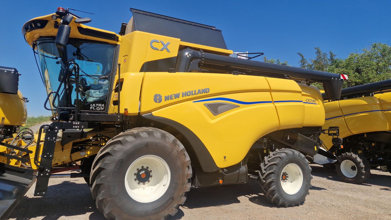 New Holland CX 7.90