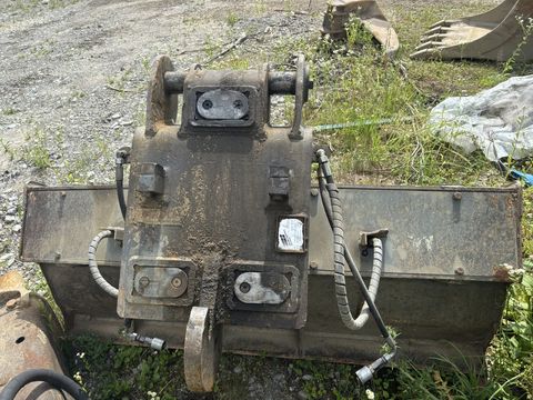 Sonstige Baustellenzubehör, Baggerlöffel, PKW Anhänger, S