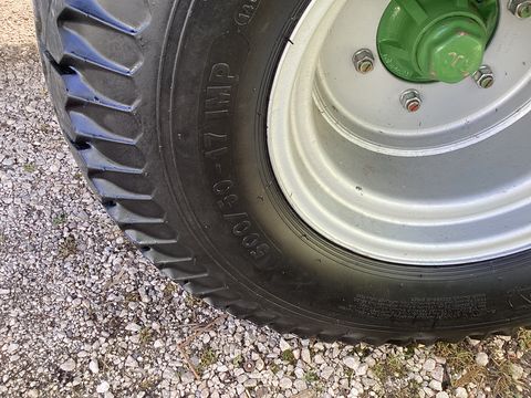 Krone Comprima F125 XC