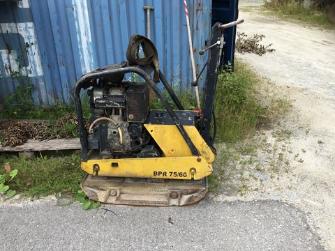 Sonstige Baustellenzubehör, Baggerlöffel, PKW Anhänger, S