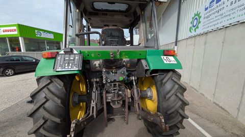 John Deere 3300