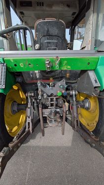 John Deere 3300