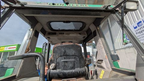 John Deere 3300