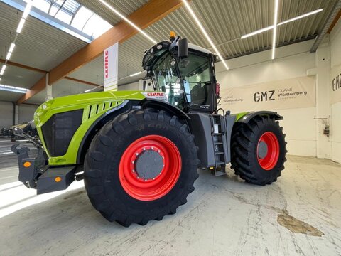 Claas Xerion 4000 Trac VC 3