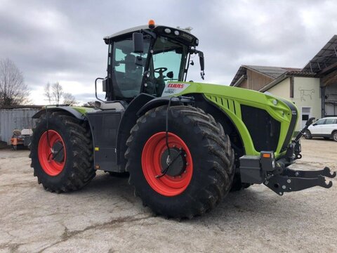 <strong>CLAAS Xerion 4200 TR</strong><br />