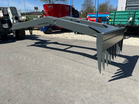 Sonstige Silagerechen - Versteigerung über ab-auction