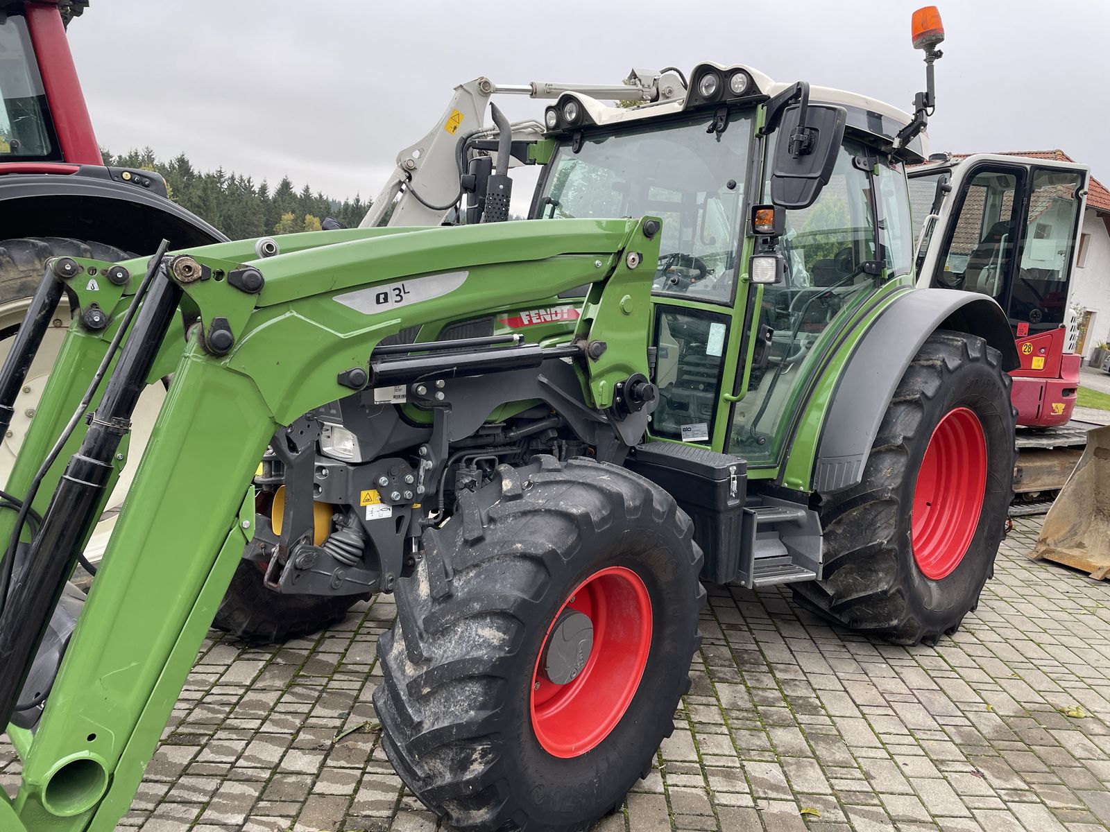 Fendt 211 Vario (Gen2) 2