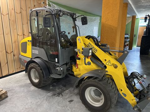 Weidemann 1880 /Wacker WL32