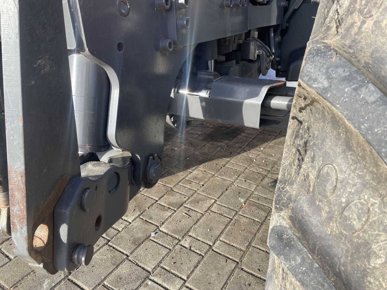 Valtra N 141 Hi-Tech 2