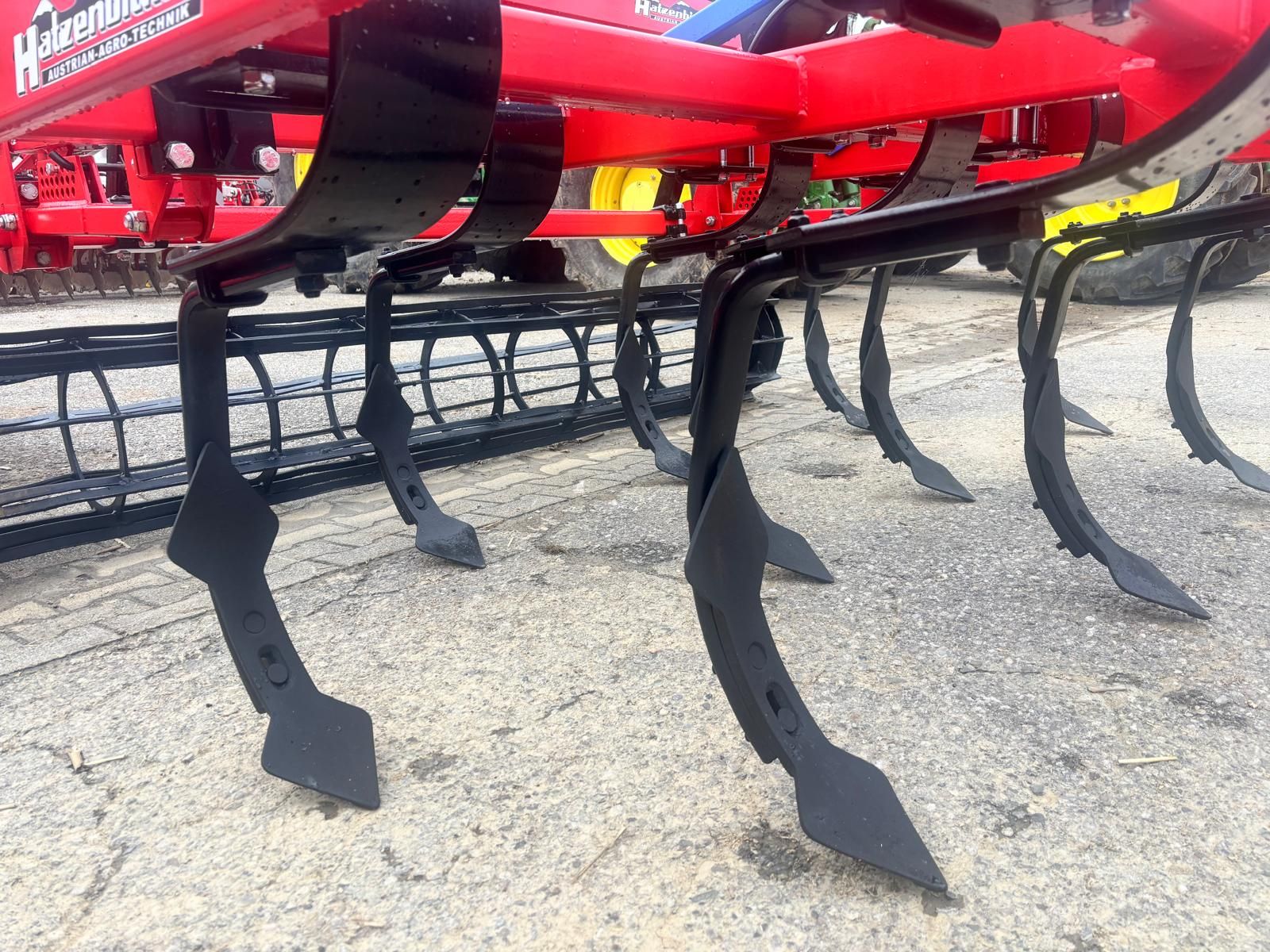 Hatzenbichler GRUBBER 2,75 M 2