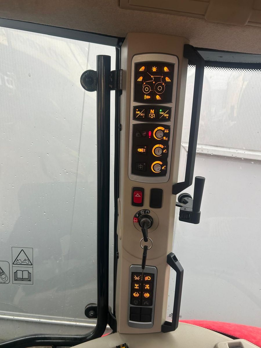 Massey Ferguson MF 5611 Dyna-4 Essential 3