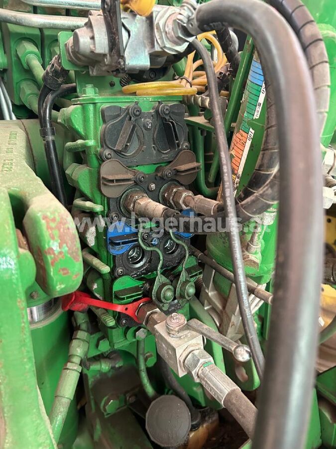 John Deere 6155R 3