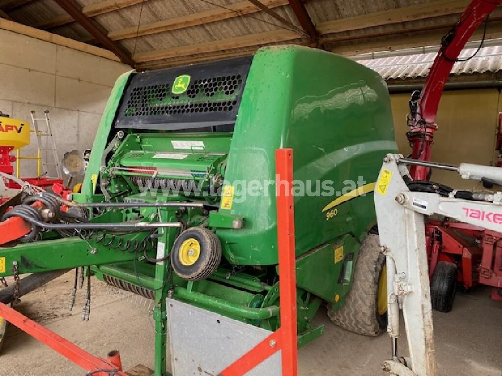 John Deere 960 2