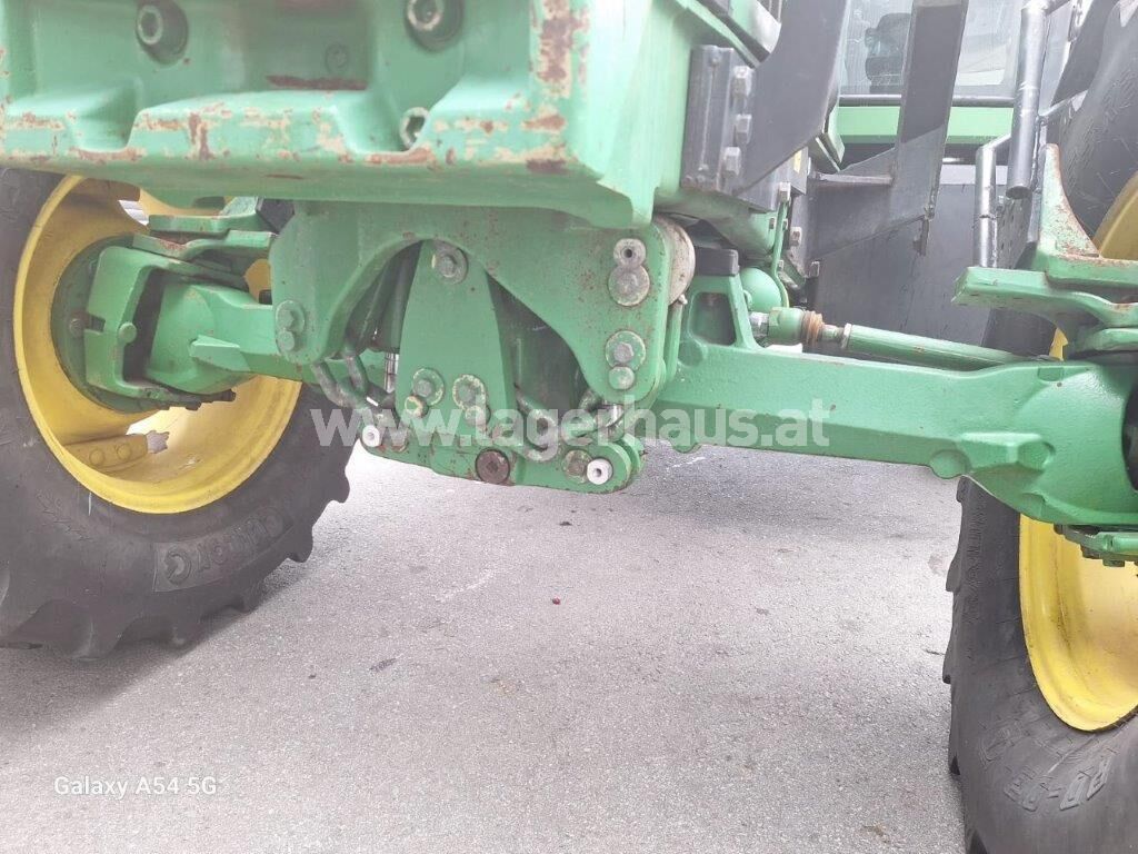 John Deere 6110 2