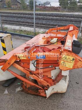 <strong>KUHN 702 F</strong><br />