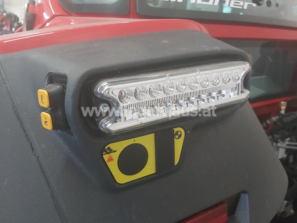 Lindner LINTRAC 75 LS 2