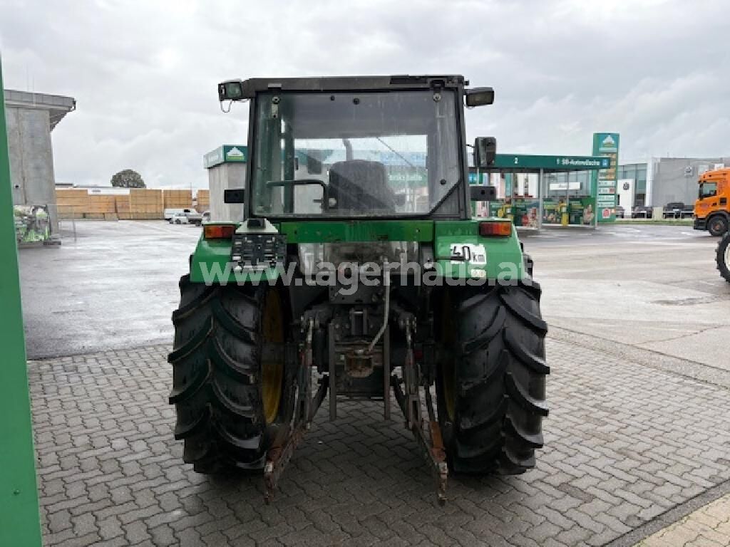 John Deere 3300 X 2