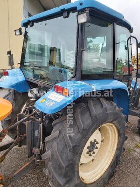 NEW HOLLAND FORD 4835 DT AUSF. D