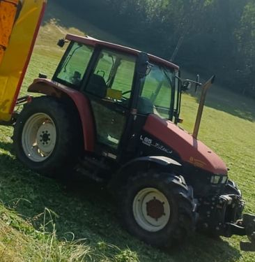 New Holland L 65 Standard 2