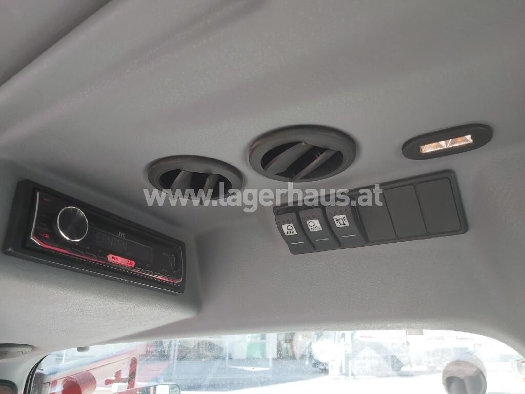 Lindner LINTRAC 130 3