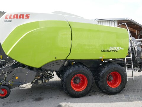 CLAAS Quadrant 5200 FC