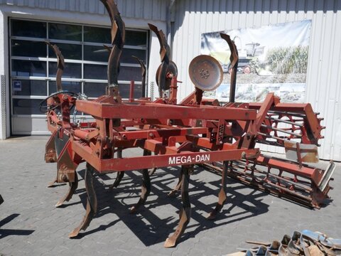 Sonstige Mega-Dan Grubber 4,70m