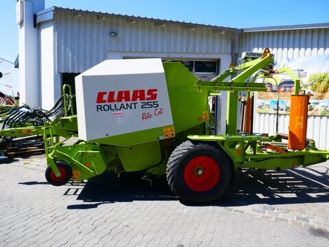 <strong>CLAAS Rollant 255 RC</strong><br />