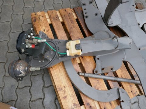 Frontladeranbauteile passend zu MX-Frontlader 3