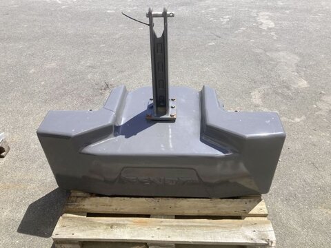 Fendt Z- GEWICHT 1800 KG #A007