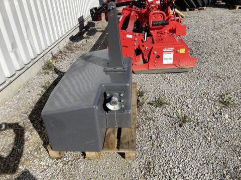 Fendt FRONTGEWICHT 2500 KG