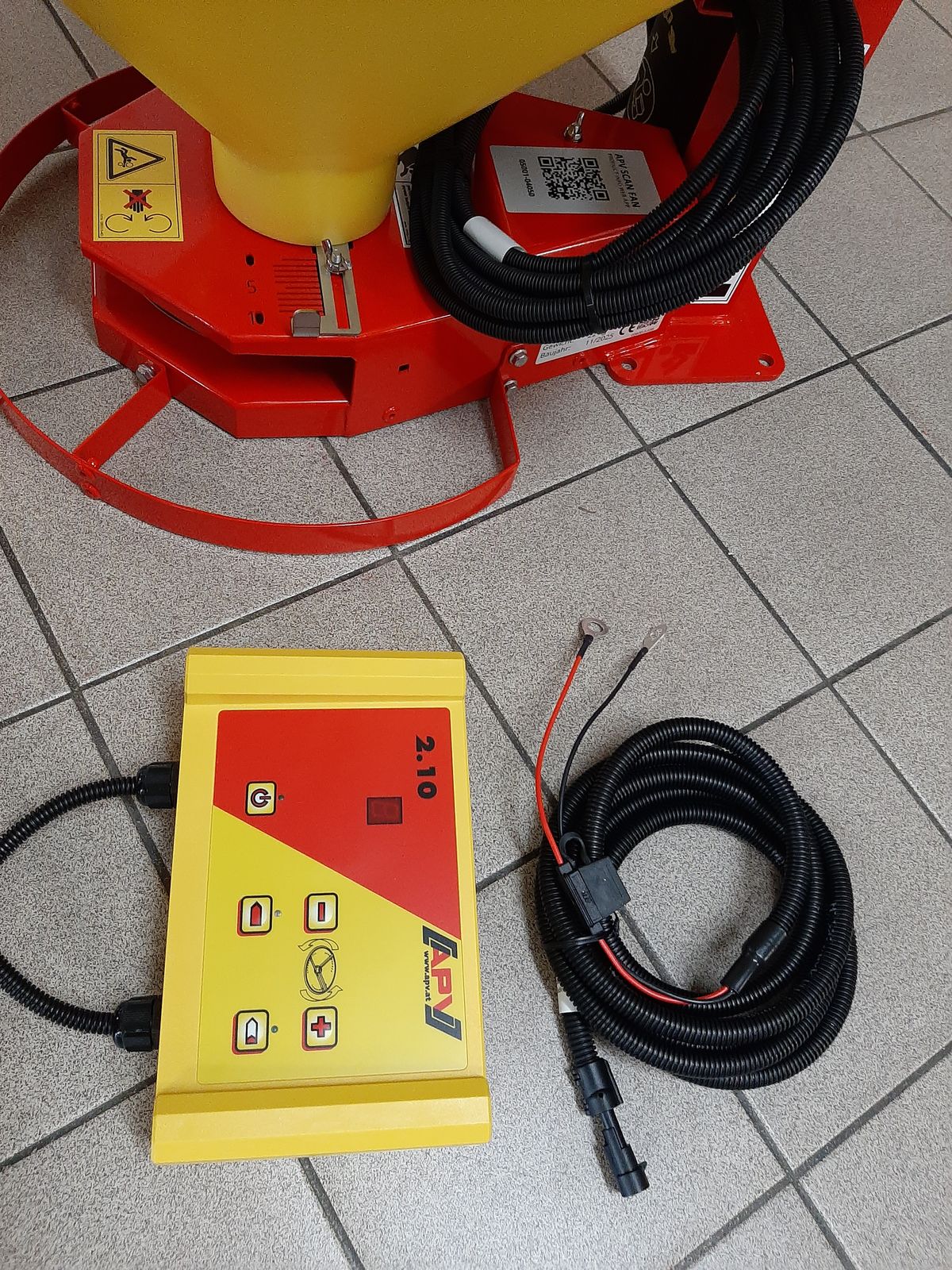 APV WD 40 - Salzstreugerät 2